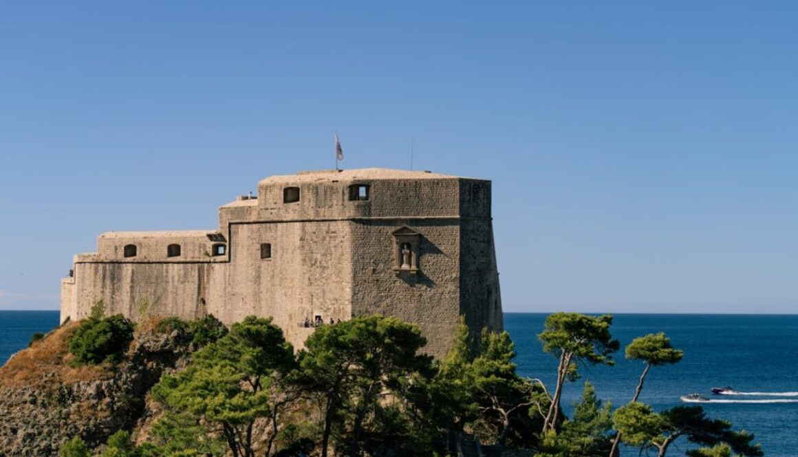 Twierdza Modlin - historia i zwiedzanie dawnej fortecy